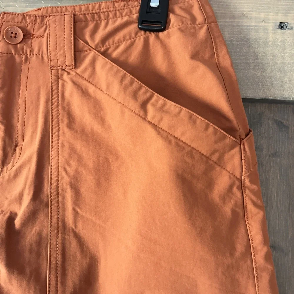 Royal Robbins Women's Orange Shorts - Picture 4 of 11